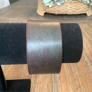 Gorgeous Genuine Leather Metallic Brown Wide Cuff Bracelet